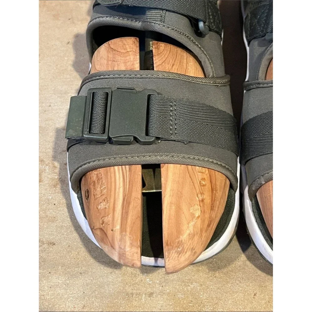 Nike Canyon Olive Green Athletic Sandals with White Sole